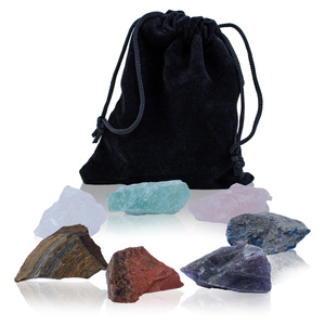Conjunto de 7 pedras dos chakras – em uma bolsa