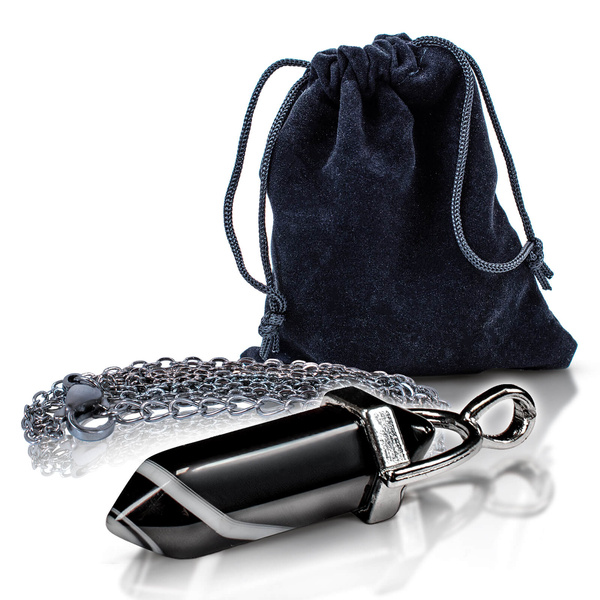 Pingente com ágata preta em saquinho + corrente