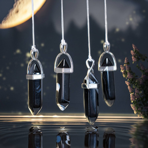 Pingente com ágata preta em saquinho + corrente