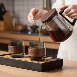 Conjunto de preparação cerimonial de chá